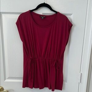 Blouse is Relaxed/Boxy Fit Eileen Fisher Color Roseberry Size Medium